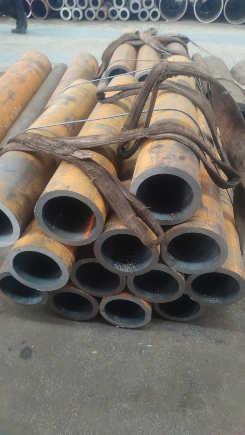 丰顺丰顺丰顺15CrMoG无缝钢管切割